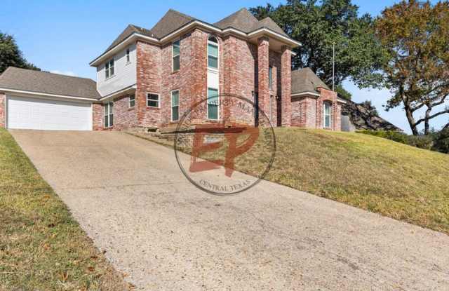 4209 Green Oak Drive - 4209 Green Oak Drive, Waco, TX 76710