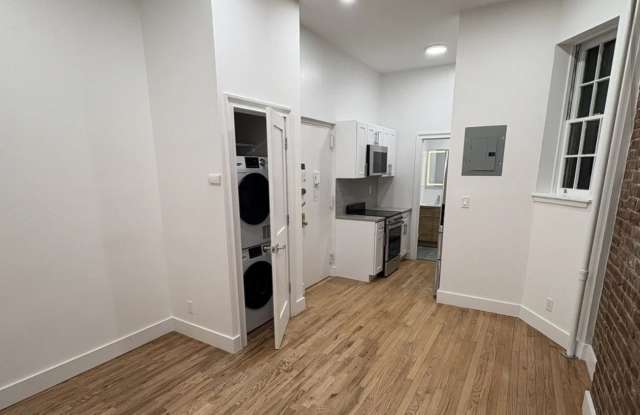 415 East 72nd Street Gallery 4