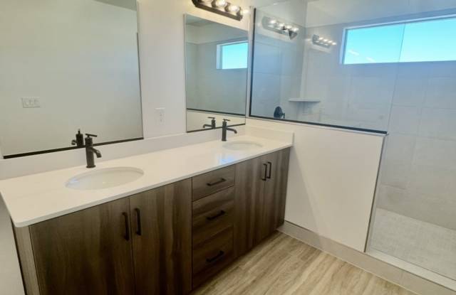 5706 South Weehawken Lane - 1 Gallery 3