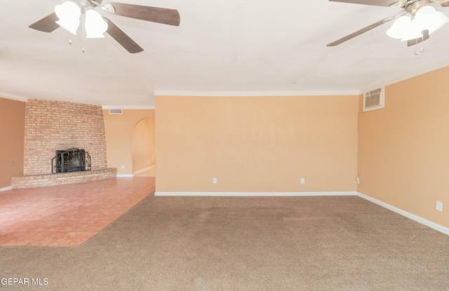 1736 BING CROSBY Drive Gallery 2