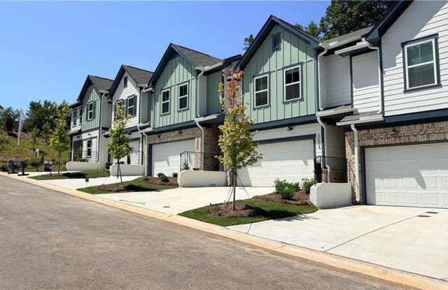 3235 Cherry Grove Way Gallery 1