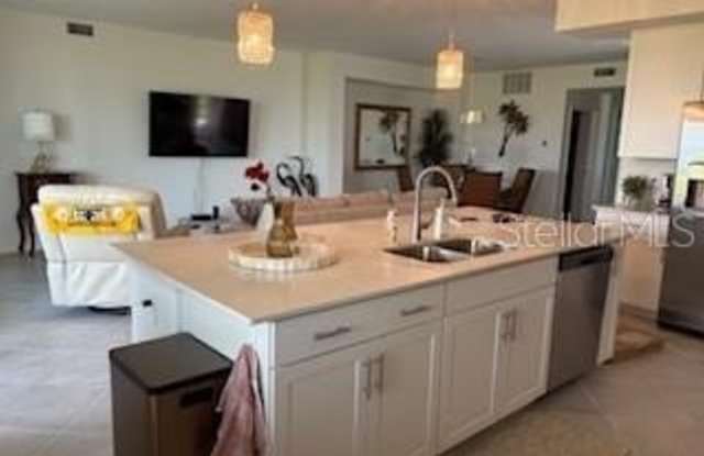 17665 BORACAY Court Gallery 4