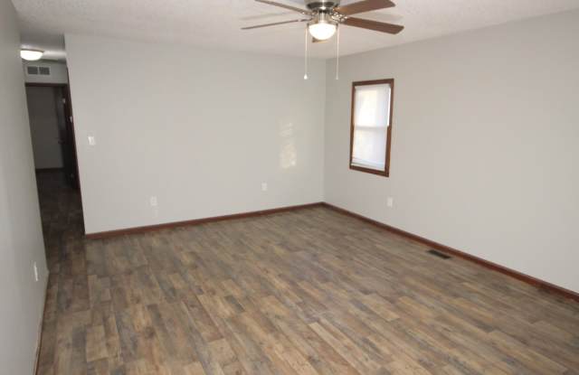 247 N Kessler Gallery 2