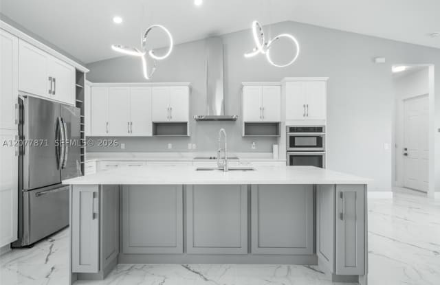 1025 Greenway Ter Gallery 2