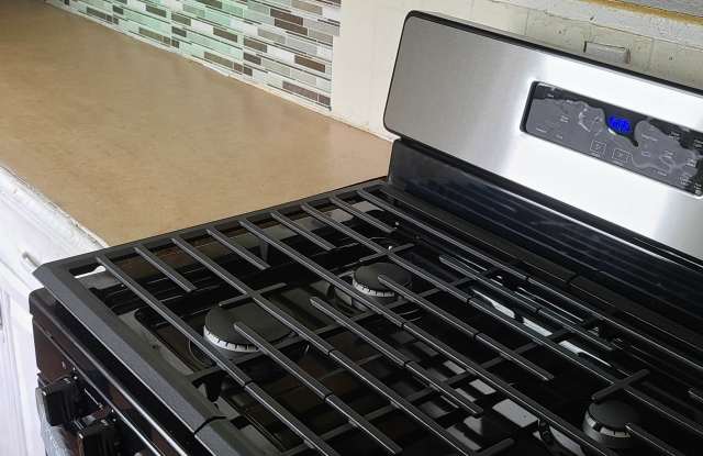 22 Bloomingdale Ave photos photos