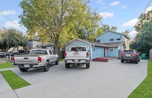 7 bedroom home 2 min walk from Campus photos photos