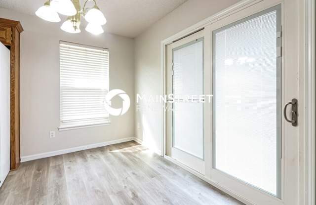 844 Southwest Country Hill Drive Gallery 4