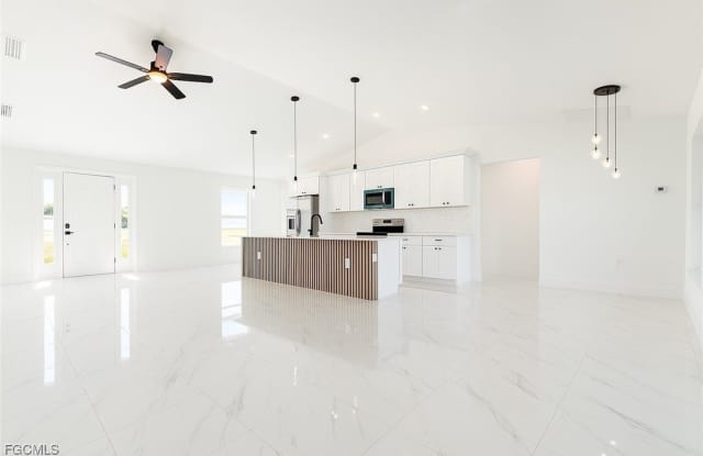 717 NW 19th Terrace - 717 Northwest 19th Terrace, Cape Coral, FL 33993