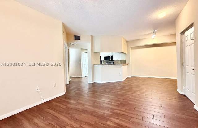 3023 Alcazar Pl Gallery 2