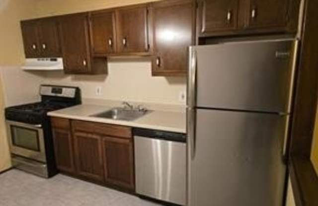 2634 CENTRE ST C3 photos photos
