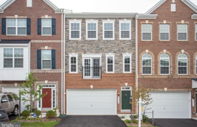 9029 CHRISTINA PLACE - 9029 Christina Place, Manassas Park, VA 20111