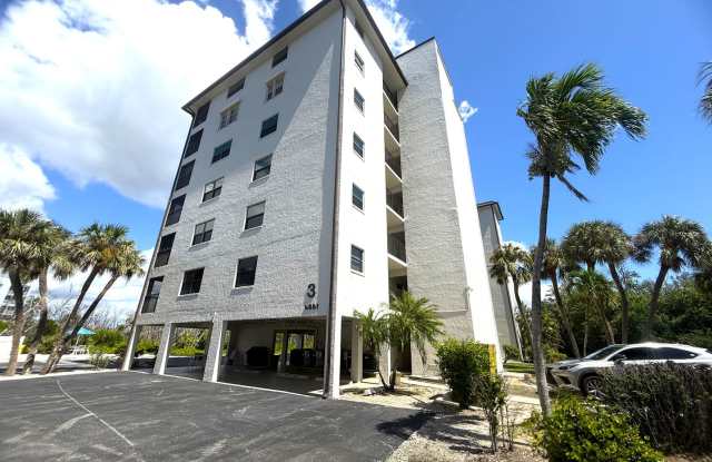 SEASONAL BEACH ACCESS 2/2 CONDO ON FT. MYERS BEACH!!! photos photos SEASONAL BEACH ACCESS 2/2 CONDO ON FT. MYERS BEACH!!! photos photos