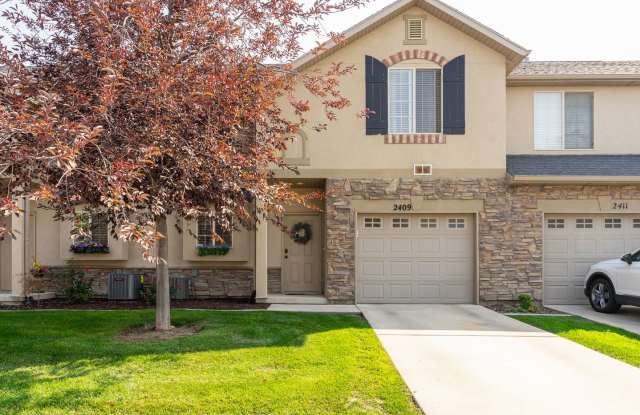 Beautiful Riverton Townhome w 1 car garage attached photos photos