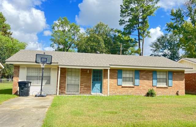 16801 Vermillion Dr Gallery 1