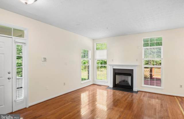6035 GRENFELL LOOP Gallery 4