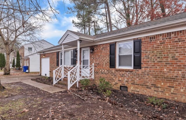 350 PAULETTE DR - 350 Paulette Dr, Newport News, VA 23608