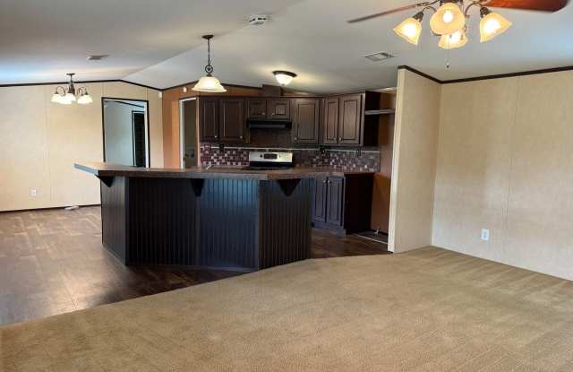 3104 Cardinal Road N photos photos