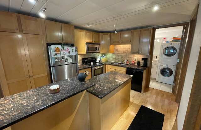 2 bed 1 bath Condo Rental - 2051 Allen Blvd., Middleton photos photos