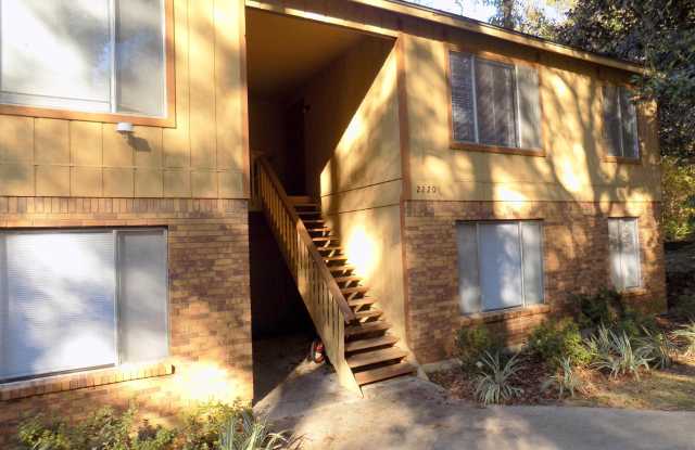 2220 Claremont Lane unit: B photos photos
