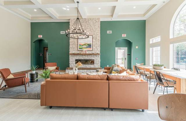 Knolls at West Oaks Gallery 3