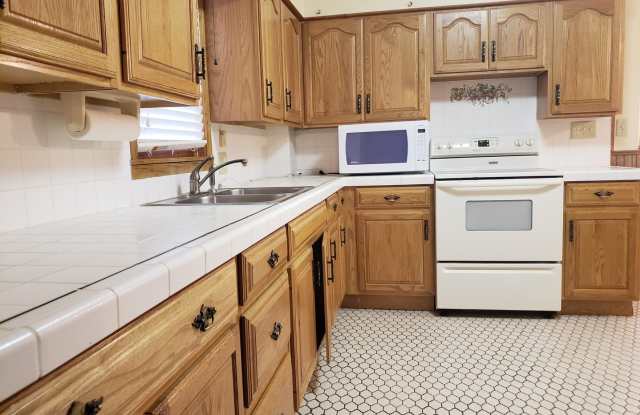 Waterfront Airbnb Gallery 3