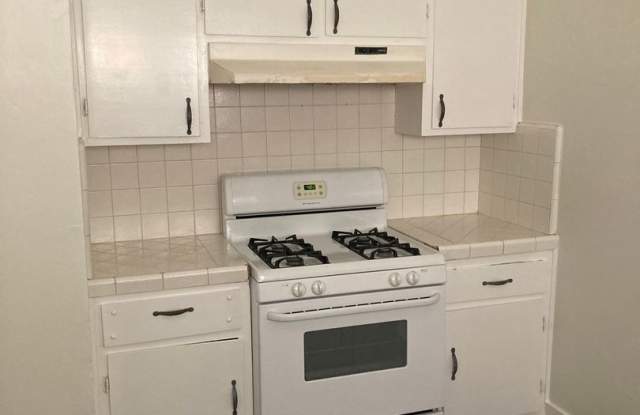 Vintage Charm Meets Comfortable Living – 3 BR 2 Bath/with Office space photos photos