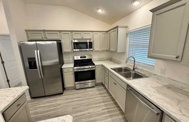 528 Cherry Creek Way Gallery 4