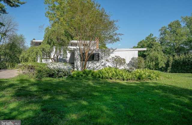 701 MT PLEASANT Road Gallery 1