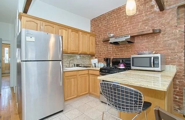 169 E 117th St - 169 East 117th Street, New York City, NY 10035