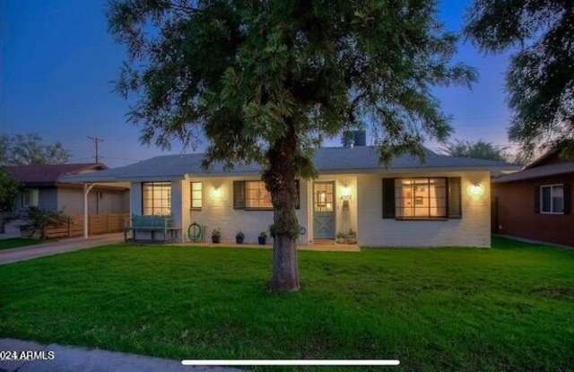 4007 E HEATHERBRAE Drive - 4007 East Heatherbrae Drive, Phoenix, AZ 85018
