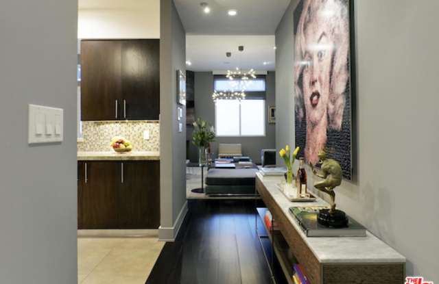 1304 ROXBURY Drive Gallery 3