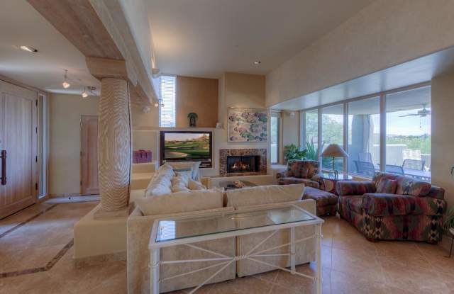 10076 E GRAYTHORN Drive Gallery 3