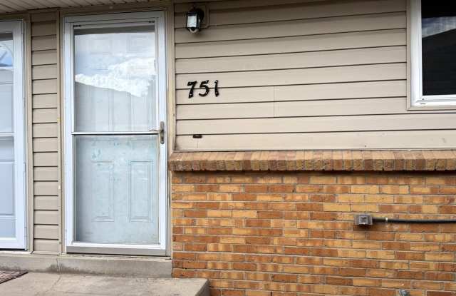 751 West Cleveland Circle - 1 photos photos