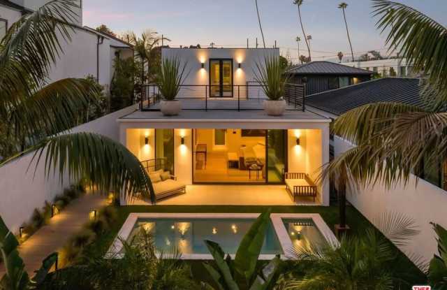 913 Milwood Ave photos photos