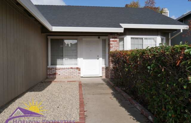 8425 De Rosa Ct Gallery 3