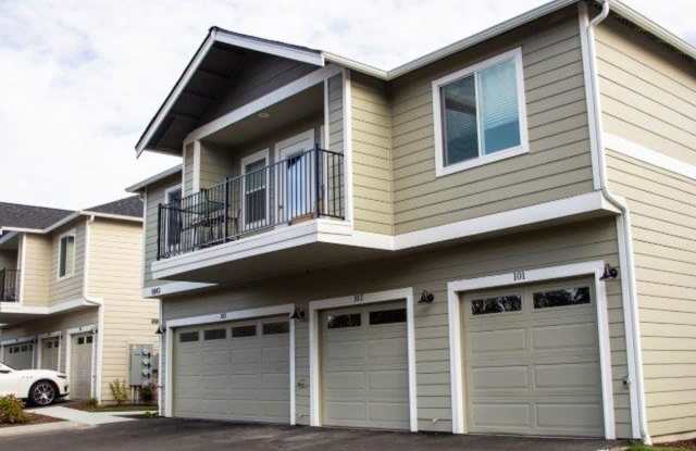 2 Bedroom 2.5 Bath Townhome with attached garage. Schedule a tour today! Gallery 3