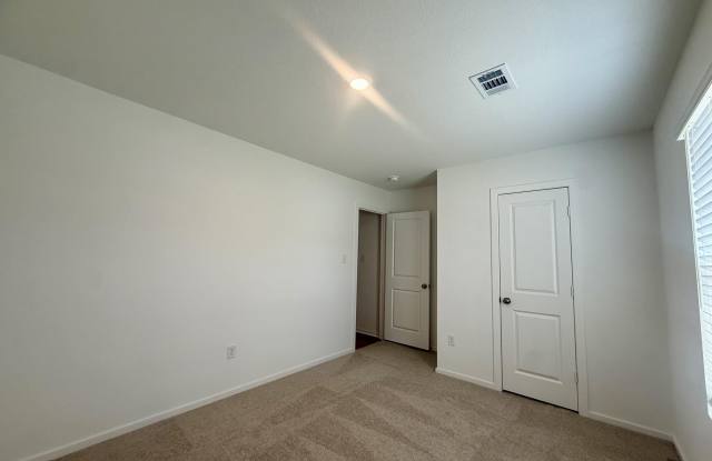 7 Cabernet Way Gallery 4
