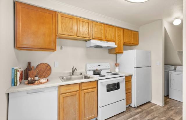 Pacific Walk Townhomes photos photos