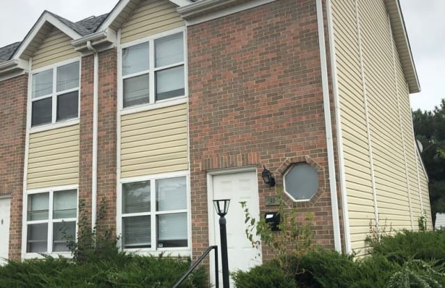 1319 S Senate Avenue - 1319 South Senate Avenue, Indianapolis, IN 46225