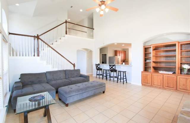 4800 Newbridge Drive Gallery 2