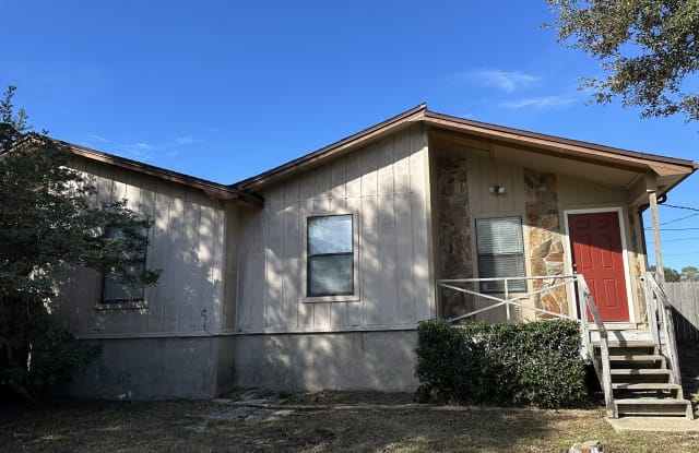 4785 Tradewinds Drive - 4785 Tradewinds Drive, Ferry Pass, FL 32514