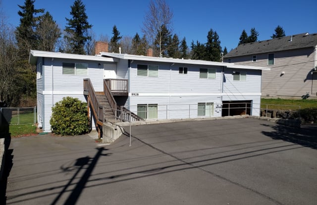 9928 S 200th St - 9928 S 200th St, Renton, WA 98055