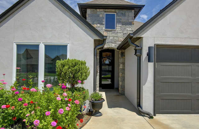 18619 East 46th Street South photos photos