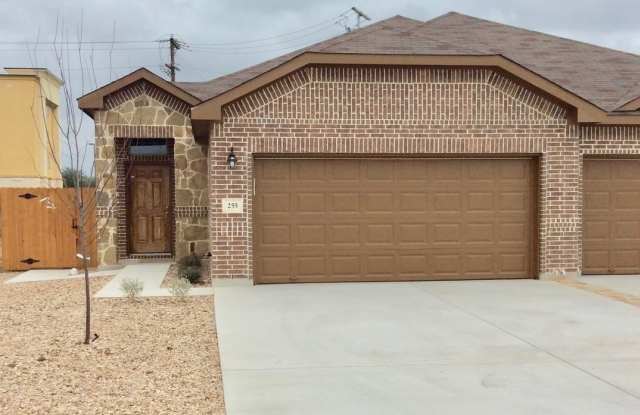 AVAILABLE NOW! LUXURY TOWNHOME LOCATED IN PECAN PARK, BASTROP, TEXAS! photos photos