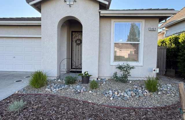 Beautiful 3bd/2ba Natomas Home with 2 Car Garage! photos photos
