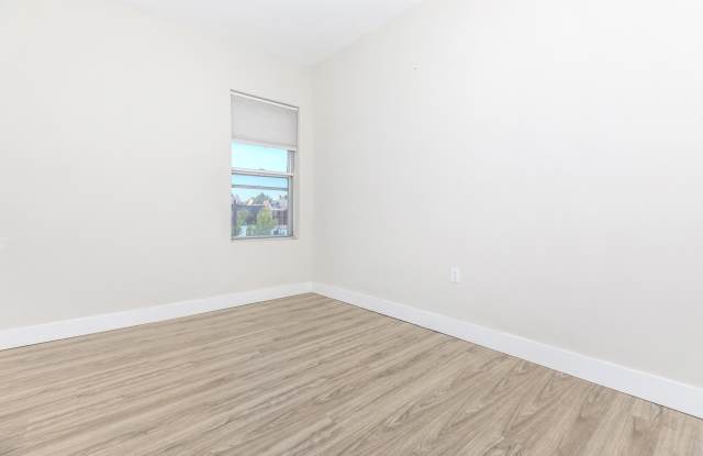 Spruce St Portfolio Gallery 2