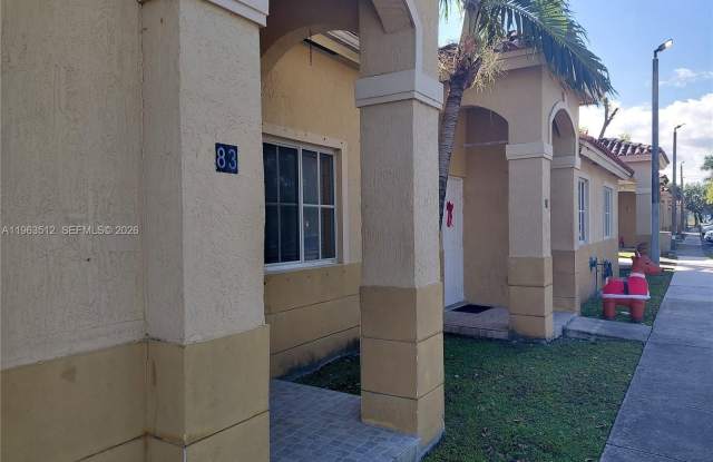 83 NE 13th Ave photos photos