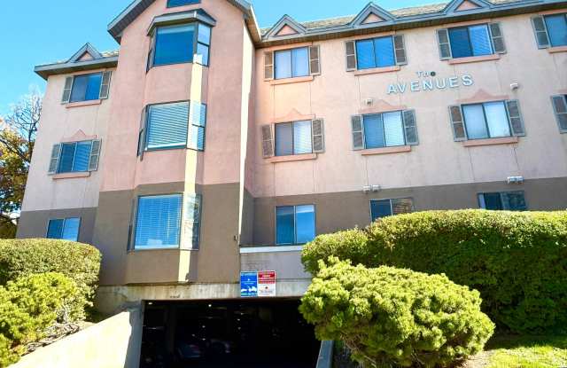 836 North University Avenue - 3 photos photos