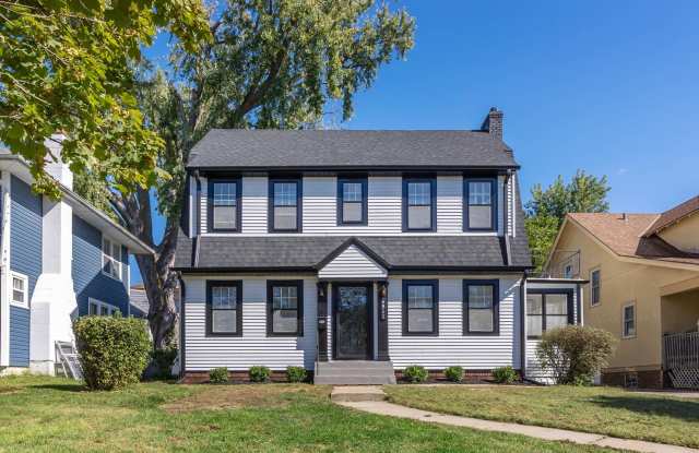 Beautiful 3 Bedroom home located at 6811 Minne Lusa - 6811 Minne Lusa Boulevard, Omaha, NE 68112