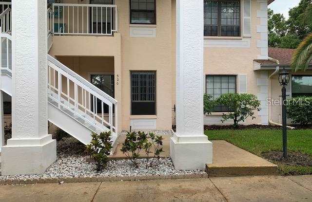 320 KELSEY WAY - 320 Kelsey Way, Sun City Center, FL 33573